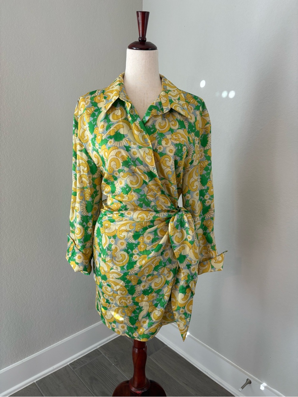 60's Style Zara Wrap Mini Dress Retro Long Sleeve Swirl Print Size XL Green